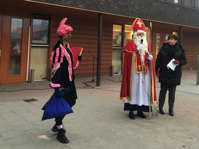 Sint op school